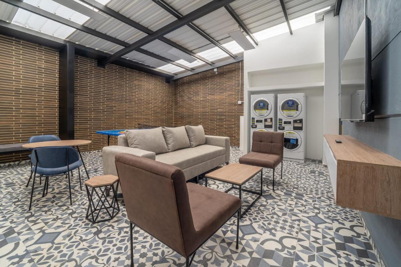 דירות בוגוטה Cozy Loft In Parque Virrey מראה חיצוני תמונה